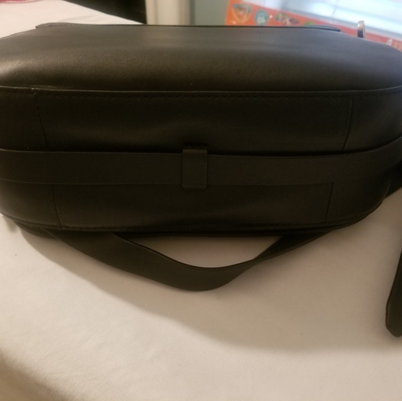 Kate Spade New York Chepstow Road Elliot SaddleBag - Picture 5 of 9